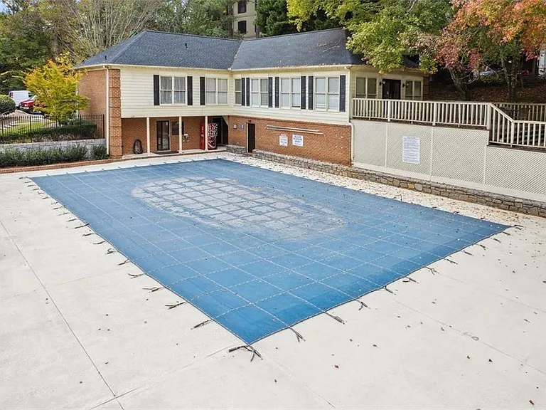 27301 Plantation Dr NE #301 — Photo 31
