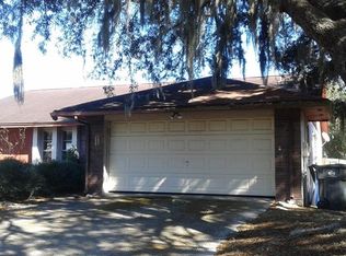 313 Foxwood Dr, Brandon, FL 33510