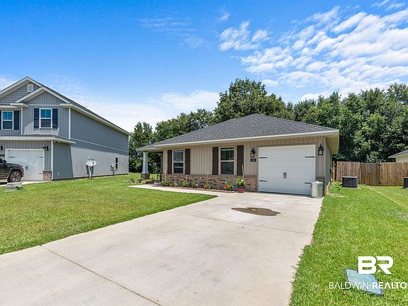 2nd image of 105 Cottage Ln