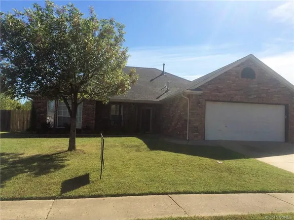 11615 N 110th Ave E, Collinsville, OK 74021