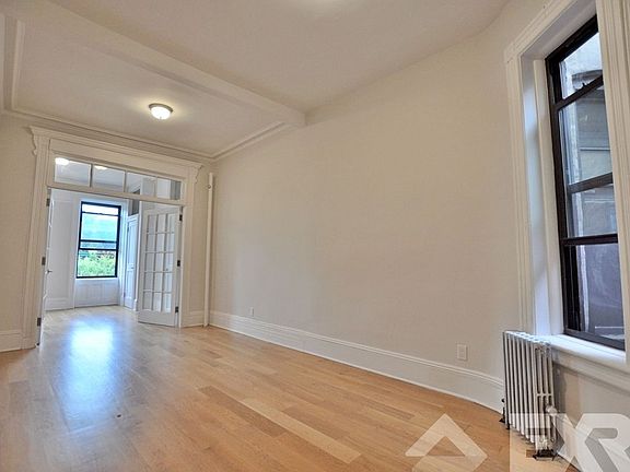 4th image of 681 Sterling Pl #2F