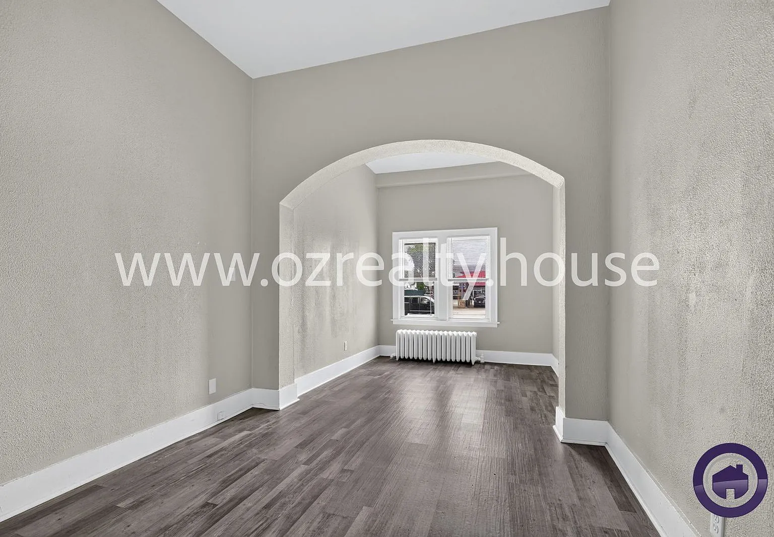 4 bed, 1.0 bath, $1,075 — Photo 4
