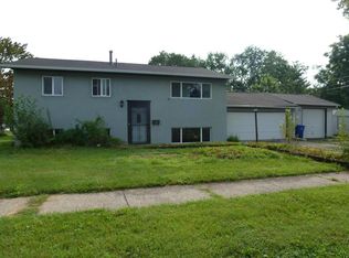 1808 Woodcrest Rd, Columbus, OH 43232