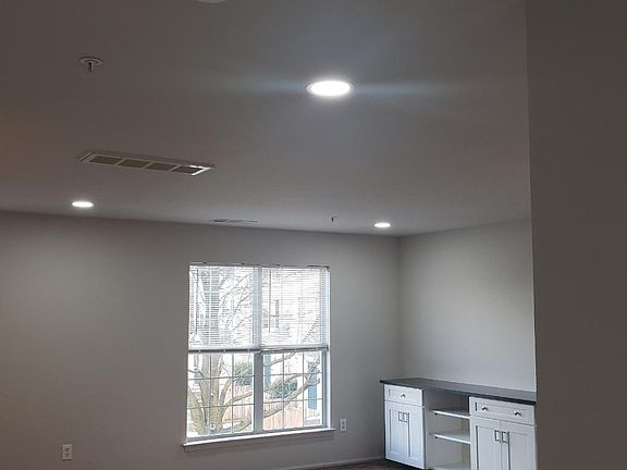 2nd image of 20055 Dunstable Cir