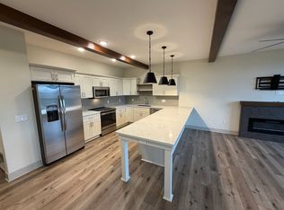 6460 Galleria Dr Unit 2103, West Des Moines, IA 50266