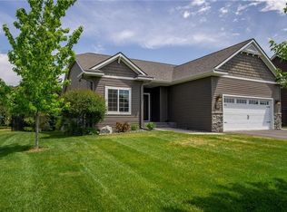 1325 Whistling Straits Ct, Altoona, WI 54720