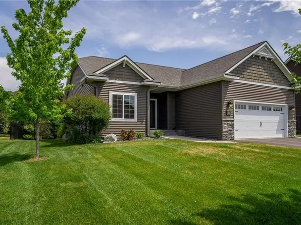 1325 Whistling Straits Court, Altoona, WI 54720