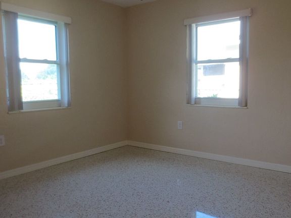 5th image of 5995 51st Ave N