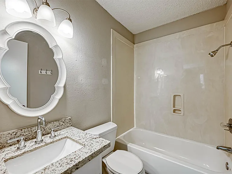 22622 John Rolfe Ln — Photo 11