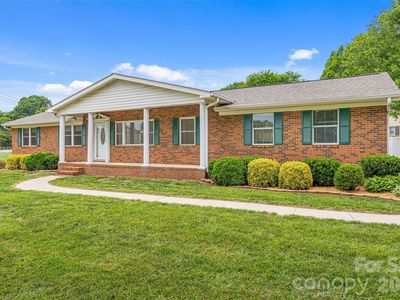 2430 Old Cedarwood Dr NW, Concord, NC, 28027