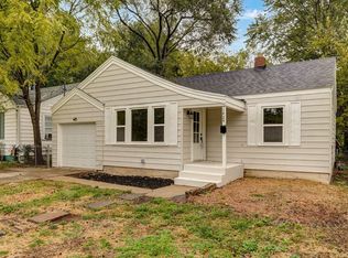 1424 S Rogers Avenue, Springfield, MO 65804