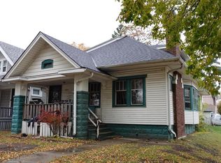 2977 North 36th STREET, Milwaukee, WI 53210