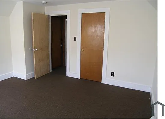346 Ferry St #3 — Photo 1