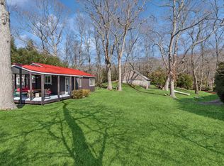 530 Old Stone Hwy, East Hampton, NY 11937