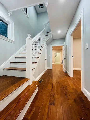 21 Maple St Photo 1