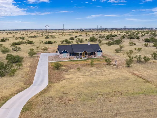 706 Canyon Pkwy, Canyon, TX 79015