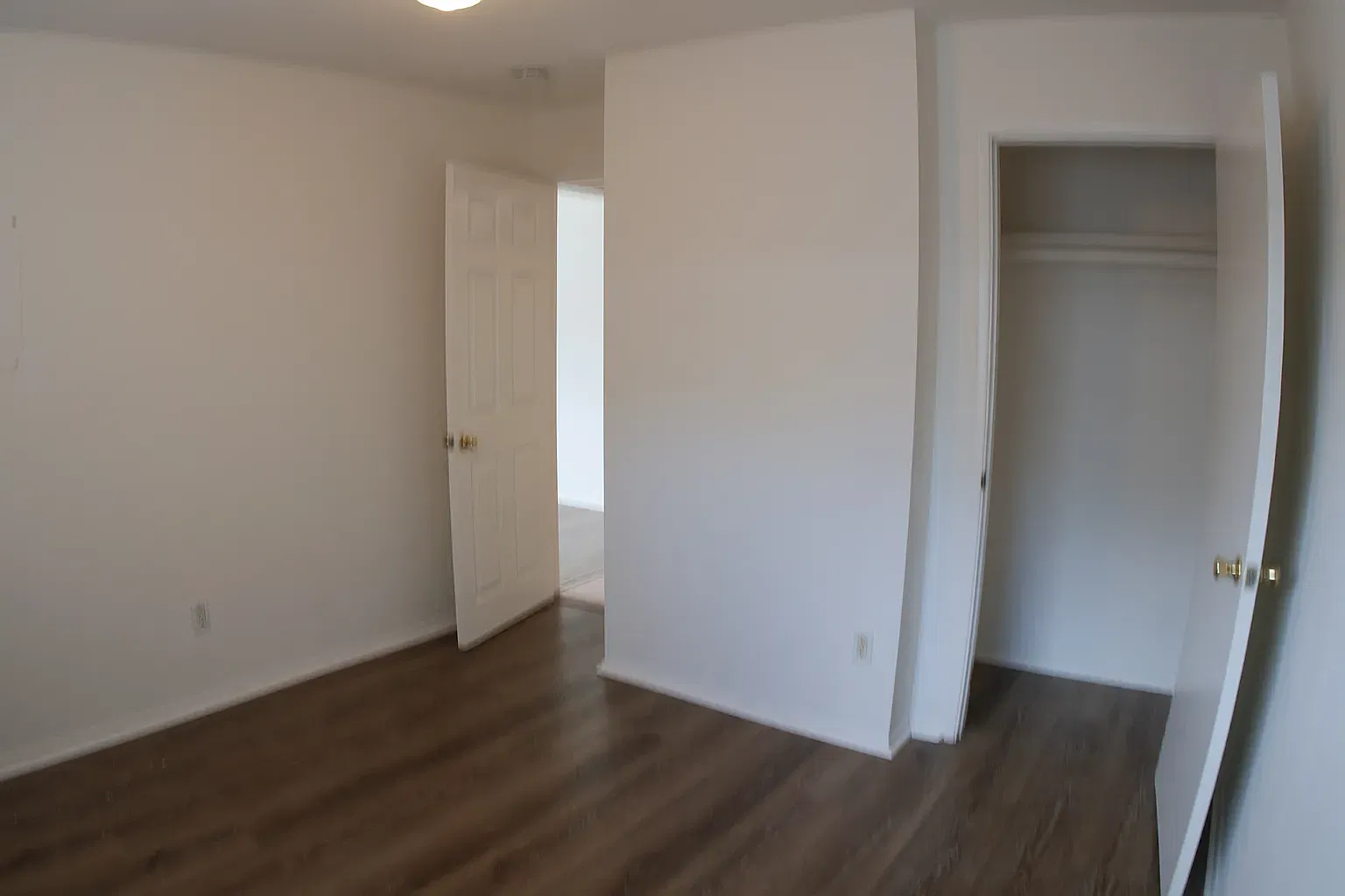 2 bed, 1020 sqft, $2,600 — Photo 4