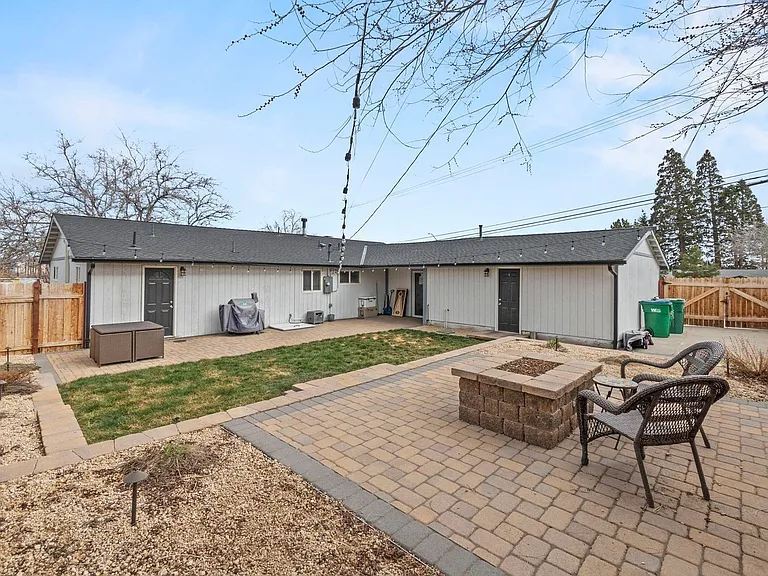 701 Bowman Dr — Photo 28