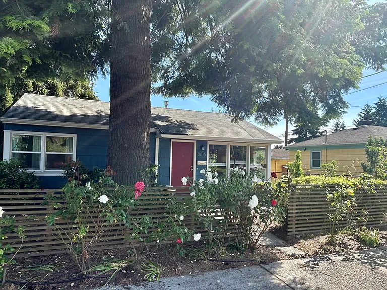 8616 SE Raymond Ct — Photo 34