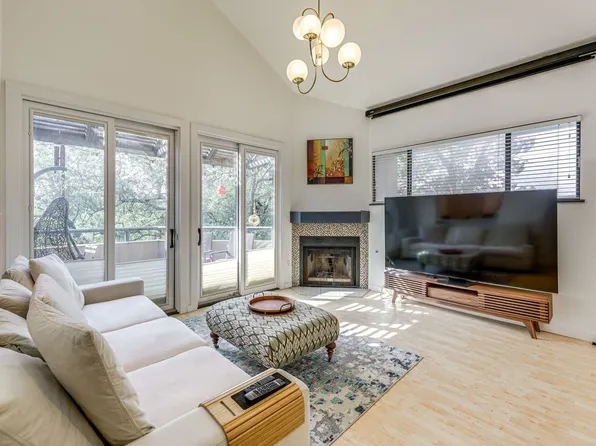 1735 Spyglass Dr, Austin, TX