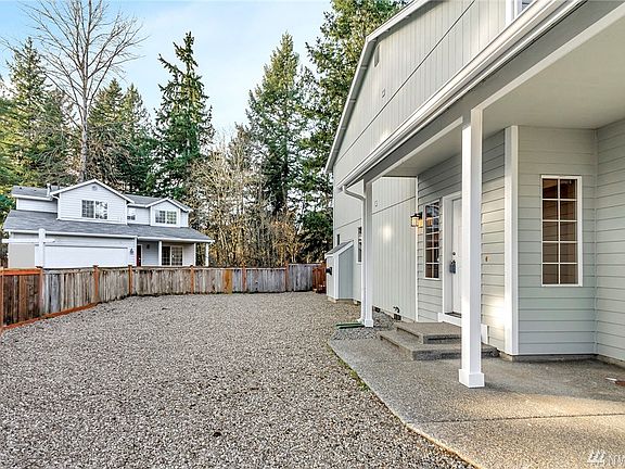 3rd image of 16810 123rd Avenue Ct E