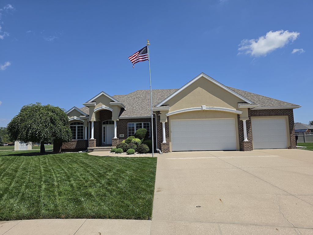 906 Rockwood Ct - Property Image