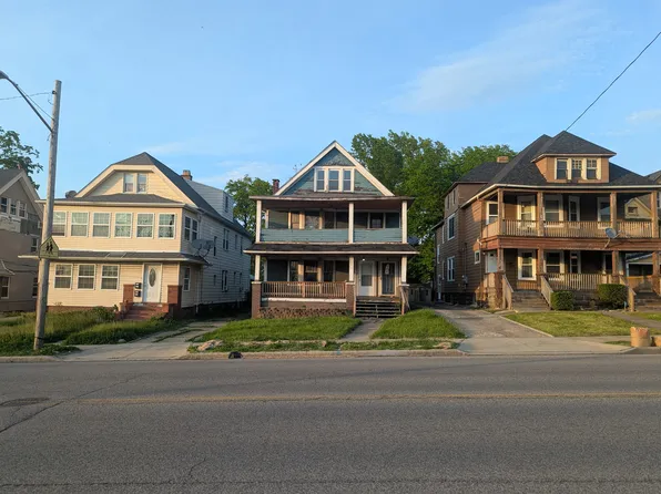 1863 Noble Rd #1, Cleveland, OH 44112