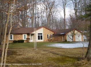 880 Stillman Rd, Mason, MI 48854
