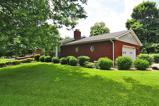 1st image of 429 Donna Dr