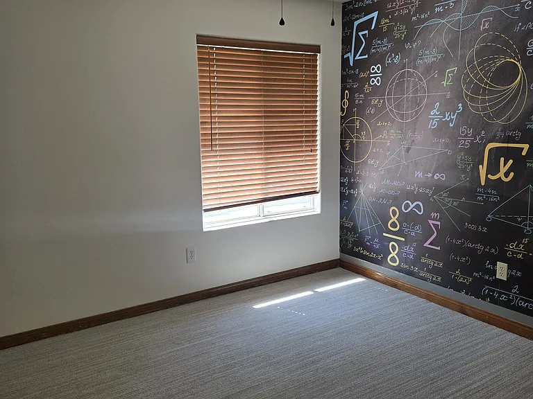 9126 Birch Creek Ct — Photo 10