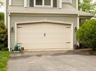 571 Federal Furnace Rd, Plymouth, MA 02360