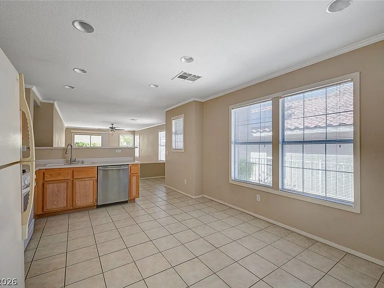 9544 Chanticleer Ct — Photo 7
