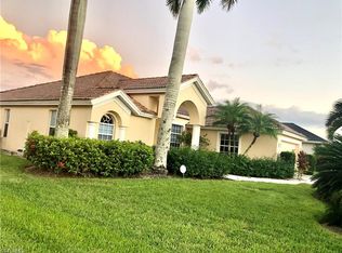 4914 Berkeley Dr, Naples, FL 34112