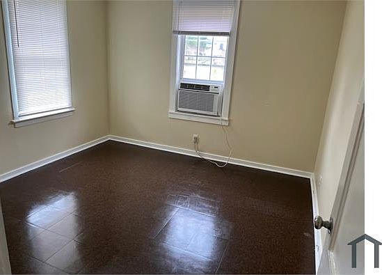 5th image of 1308 McArthur St