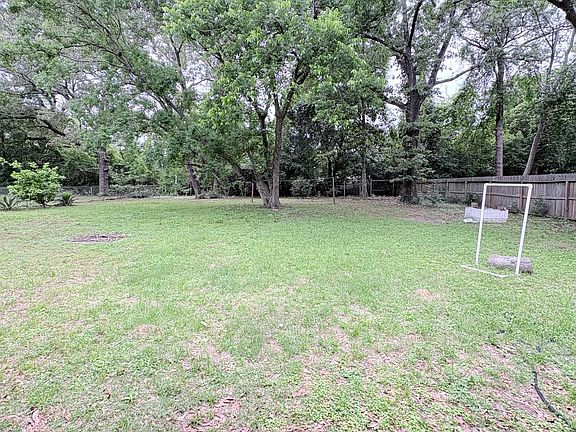 5th image of 1321 Sunshine Dr