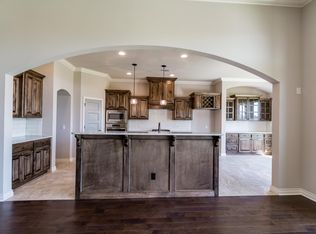 18600 Barcas Rd, Edmond, OK 73012