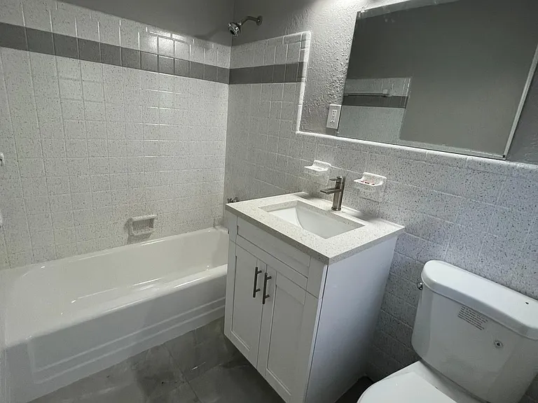 129 Euclid Blvd — Photo 14
