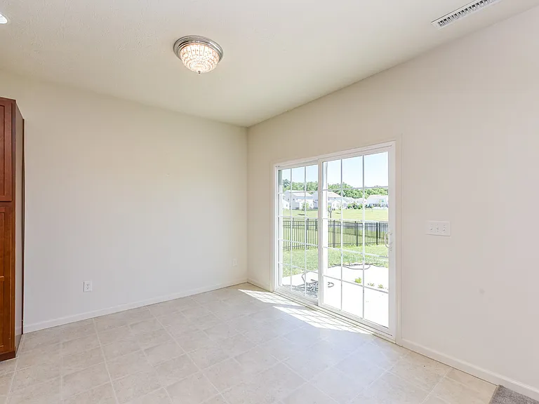 6645 Timberline Trl — Photo 4