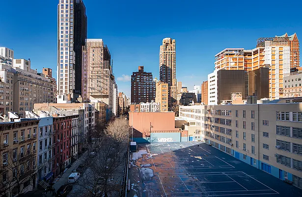 240 East 76th Street #7M in Lenox Hill, Manhattan | StreetEasy