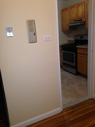 5th image of 1275 E 51st St APT 6L