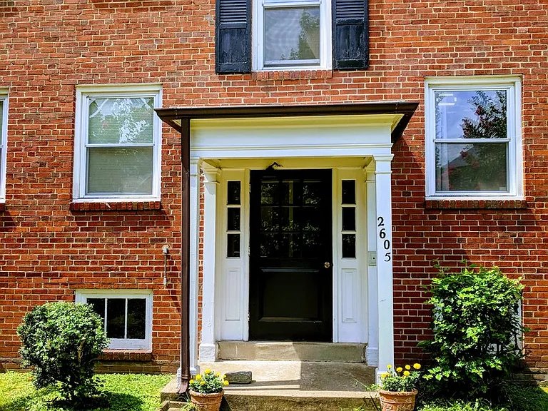 2605 Park Avenue — Photo 1