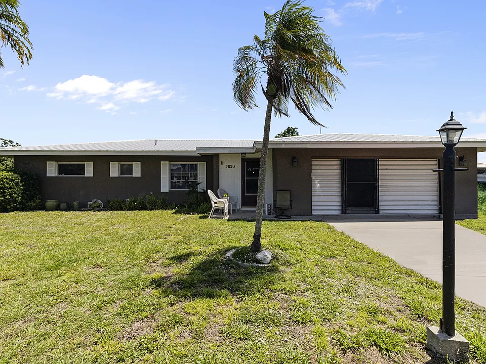 4020 Palm Dr