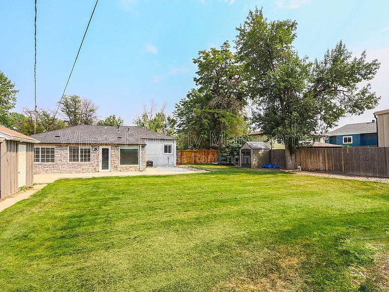 1939 Verbena St — Photo 57