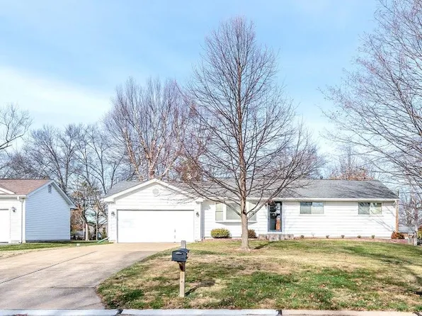 1385 Marsh Ave, Ballwin, MO 63011