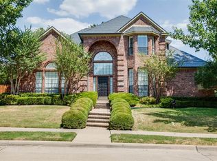 2000 Crockett Cir, Irving, TX 75038