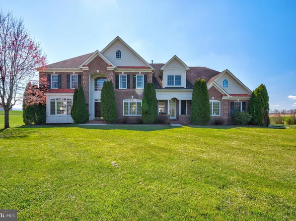 19519 Waneta Dr, Boonsboro, MD 21713
