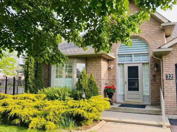 32 Red Haven Dr, Grimsby, ON L3M 5J7