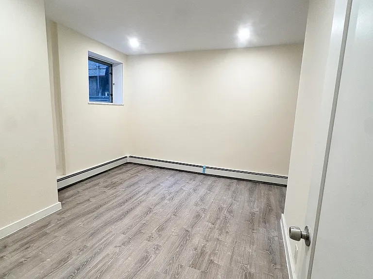 13 Haviland St #1E — Photo 9