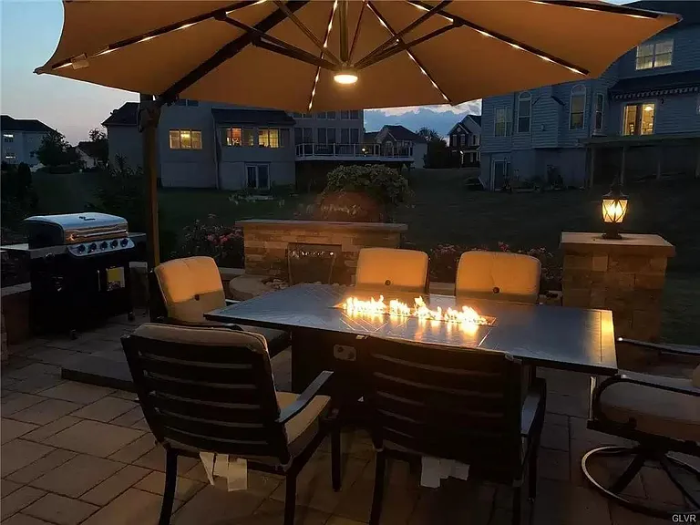 7385 Green Hill Dr — Photo 22