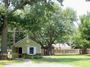 1204 S Chestnut St, McPherson, KS 67460